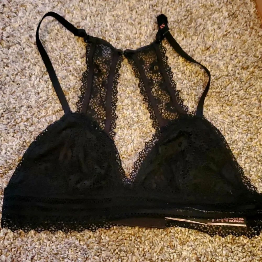BRAND NEW VS bralette